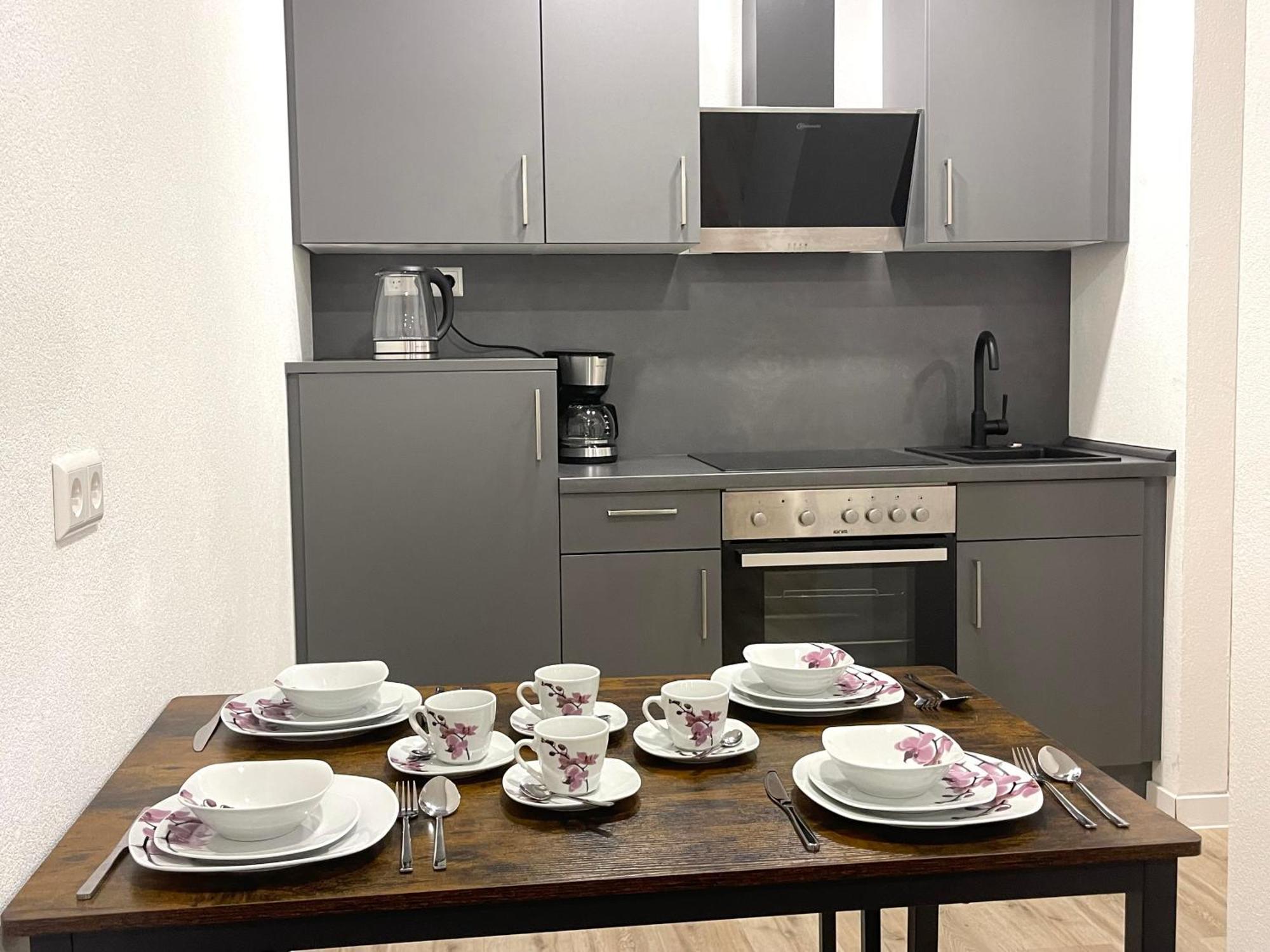 Neu Grosse Einzimmerwohnung Im Zentrum Goldstadt Schloessle *
