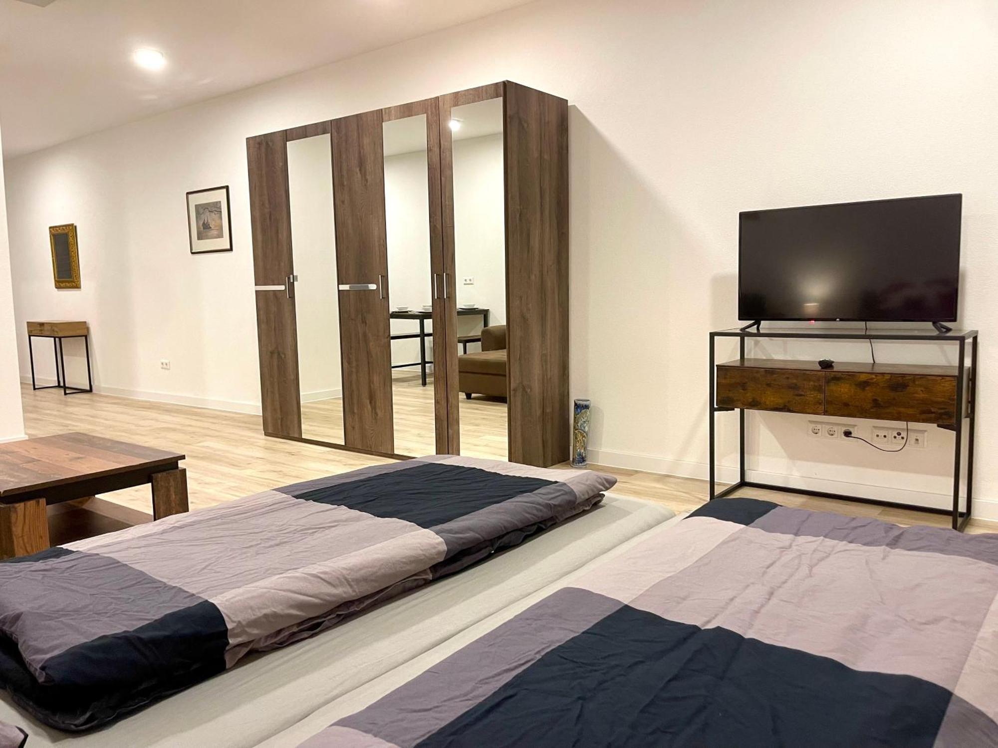 Neu Grosse Einzimmerwohnung Im Zentrum Goldstadt Schloessle