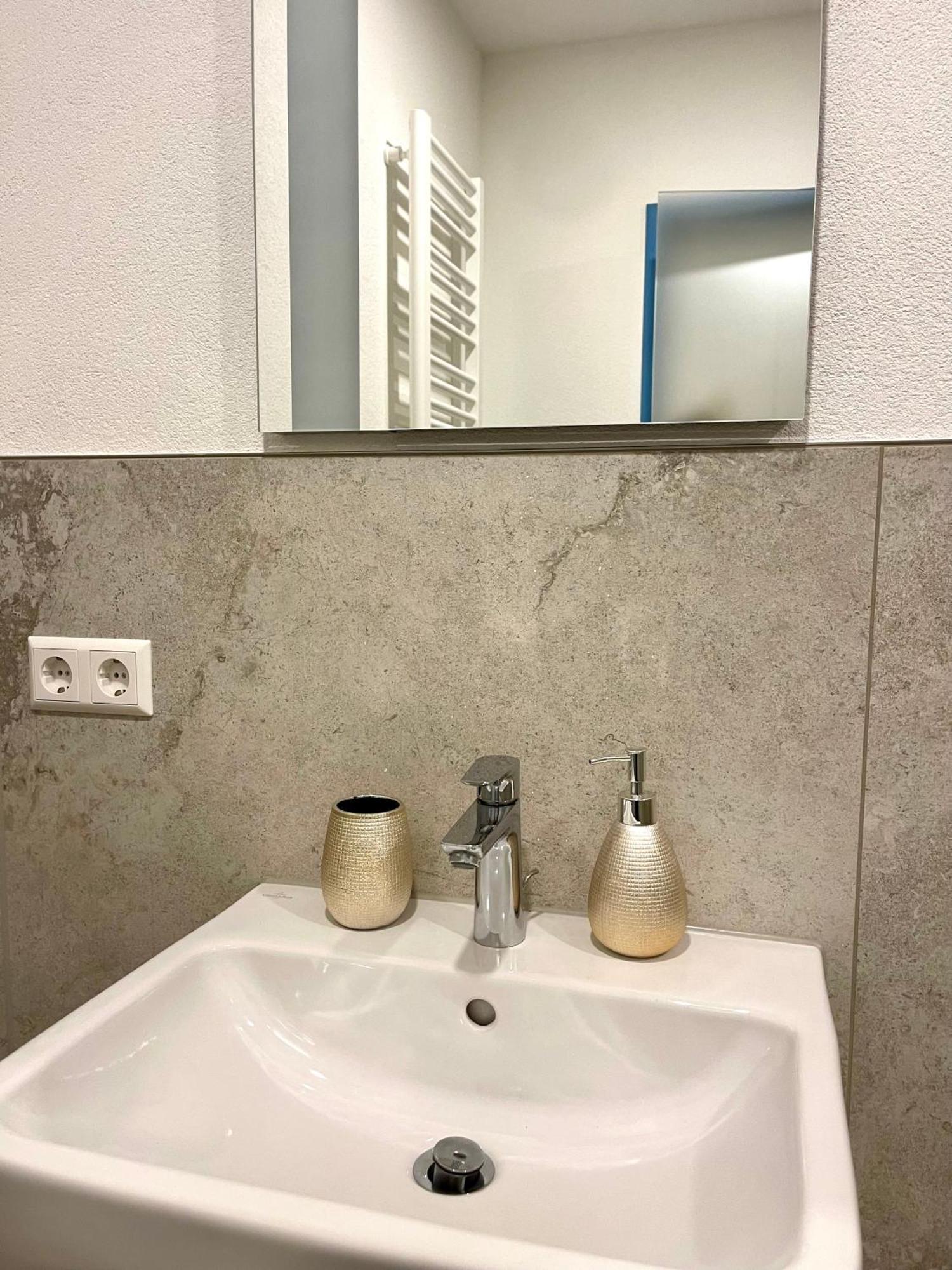 Neu Grosse Einzimmerwohnung Im Zentrum Goldstadt Schloessle * Pforzheim