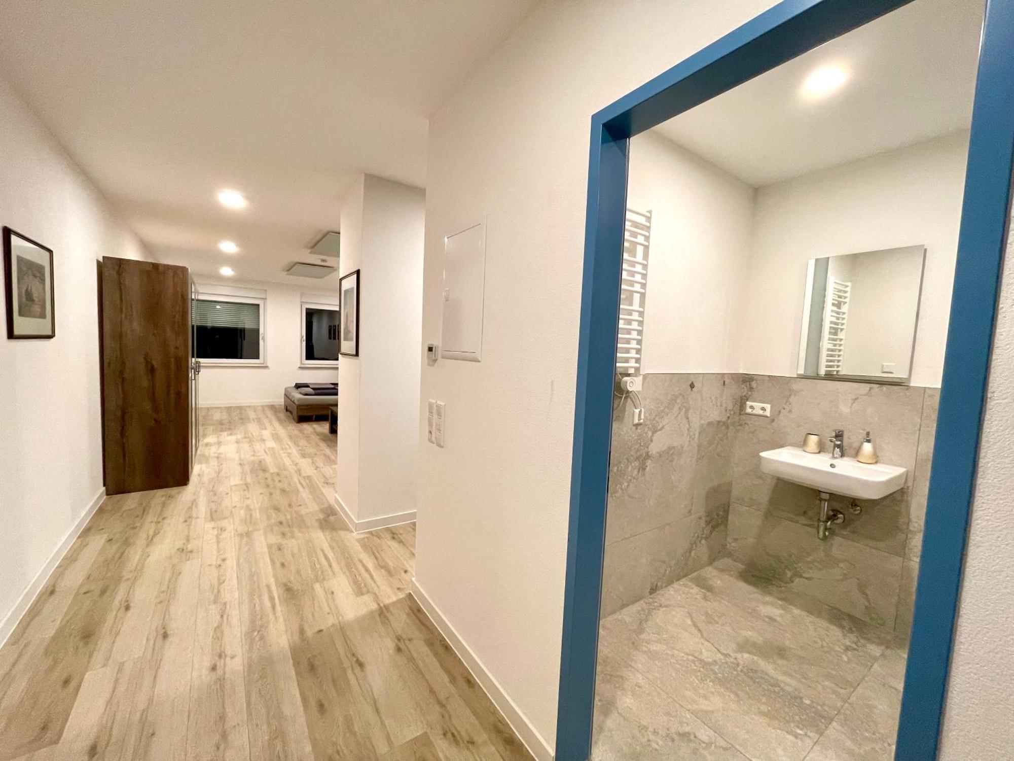 Neu Grosse Einzimmerwohnung Im Zentrum Goldstadt Schloessle Apartment *