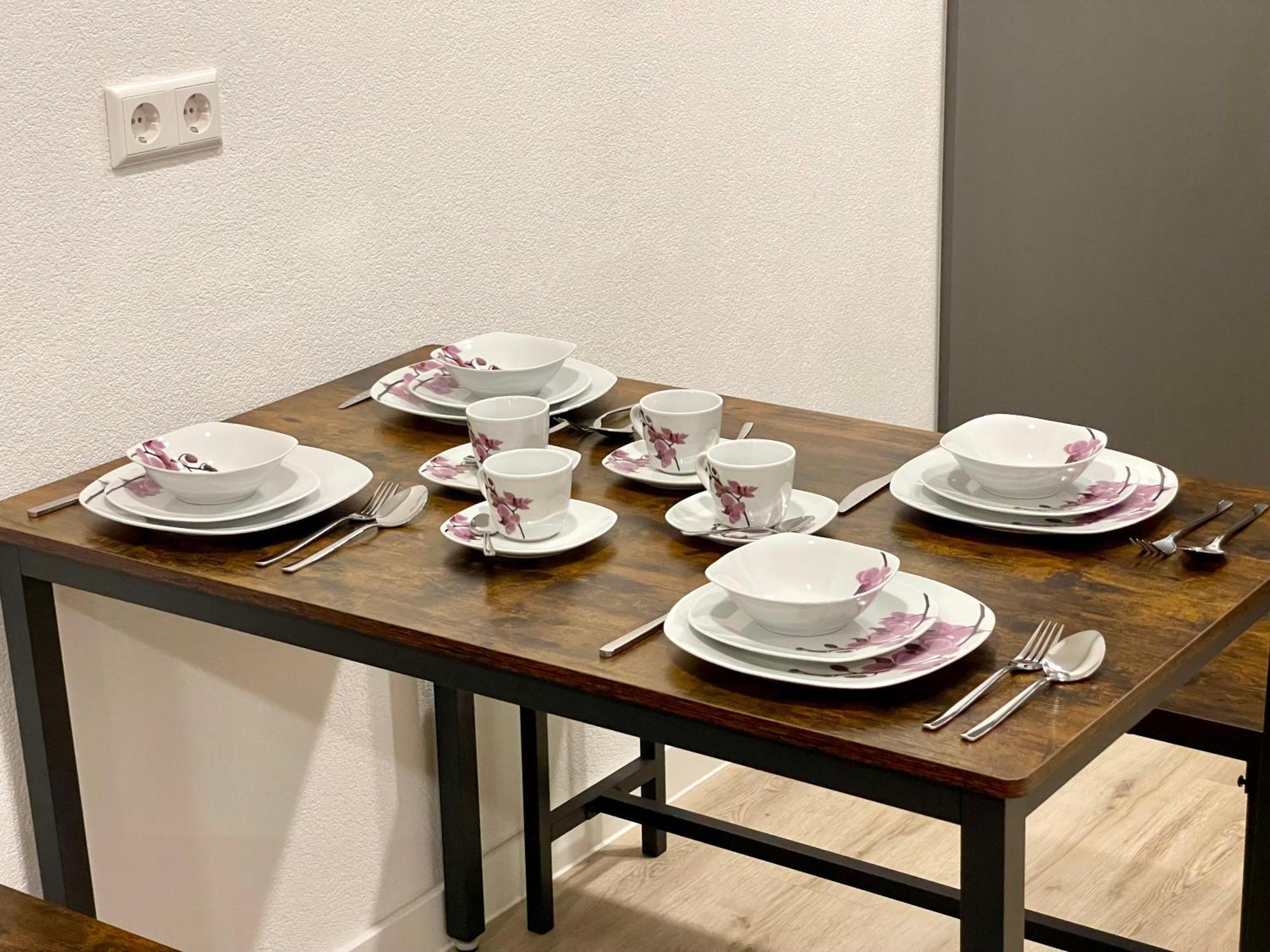 Neu Grosse Einzimmerwohnung Im Zentrum Goldstadt Schloessle Apartment *